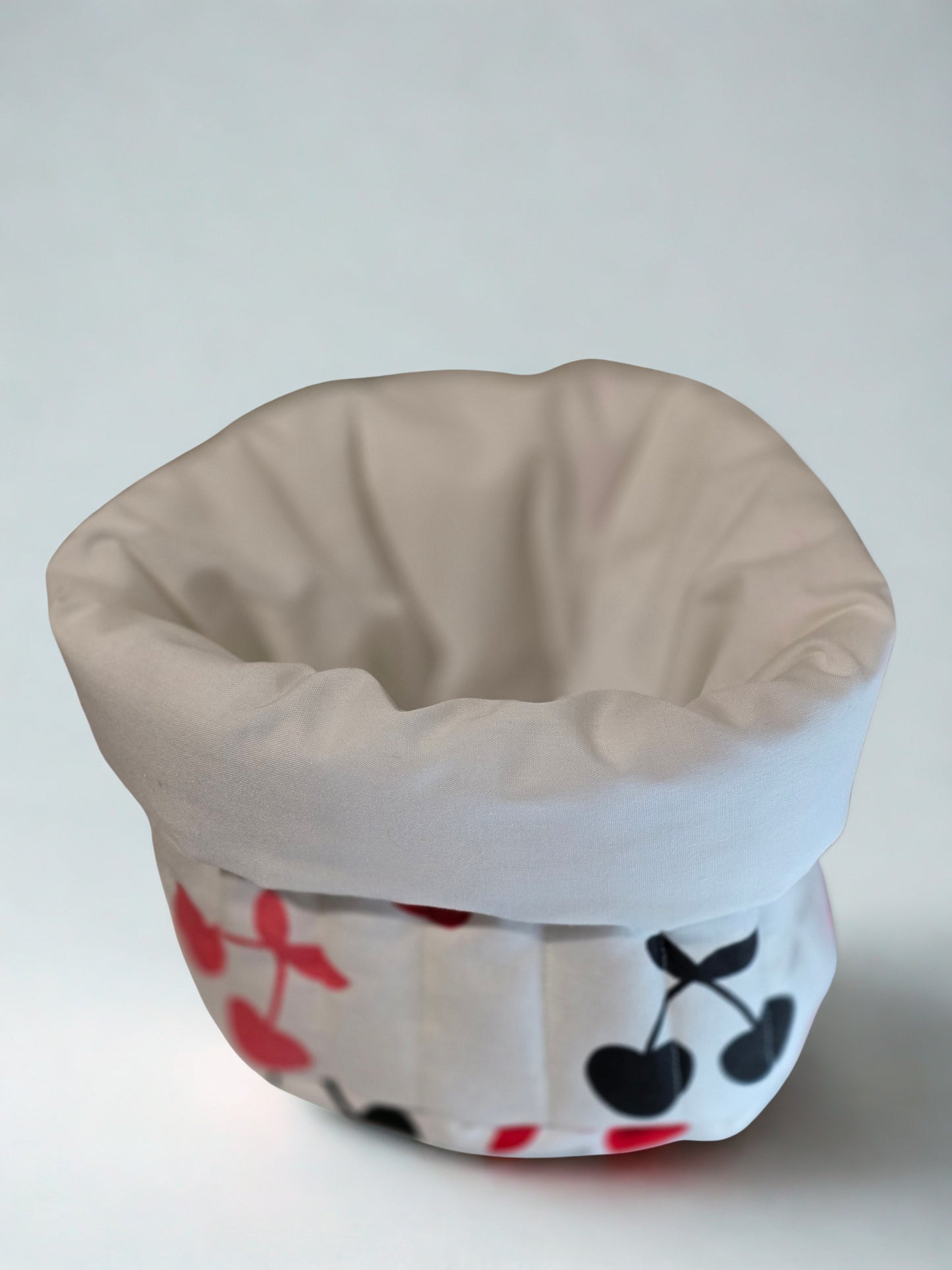 Round Vanity Bucket
